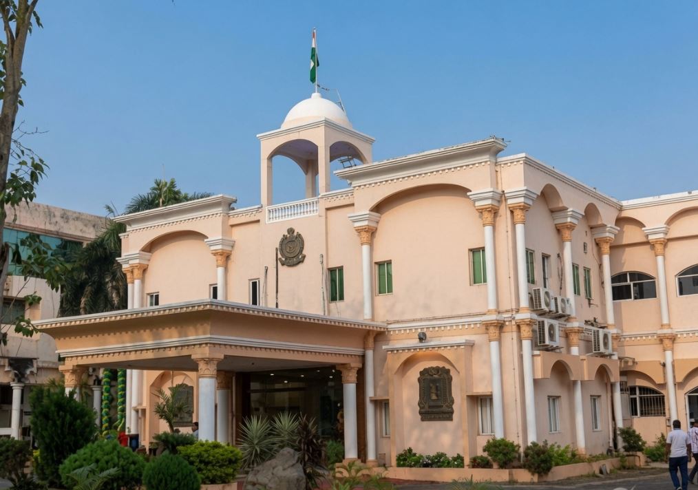 Race for Odisha's Next DGP Begins as UPSC Panel Meets to Finalise Shortlist